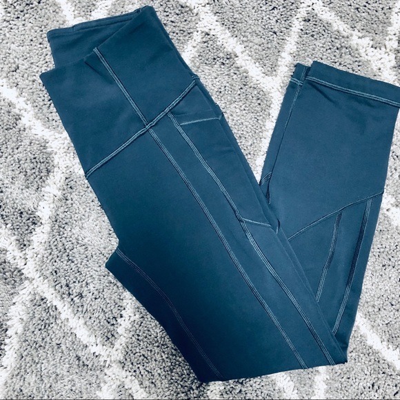 lululemon athletica Pants - Lululemon All the Right Places 7/8 tights